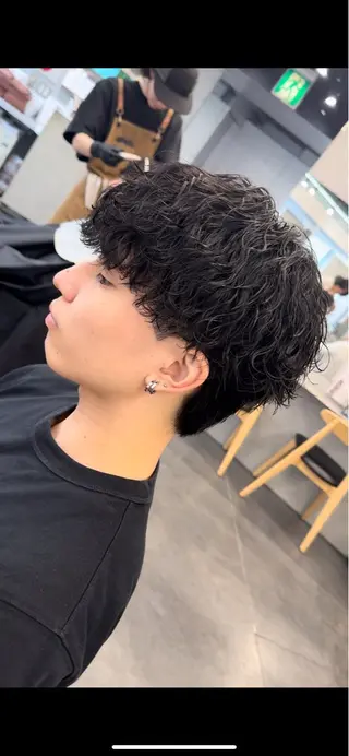 ショート パーマ メンズ fifth park 六反穂 龍介のヘアスタイル
