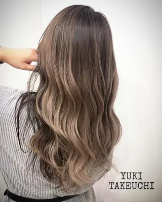 ロング カラー 武内 由貴のヘアスタイル