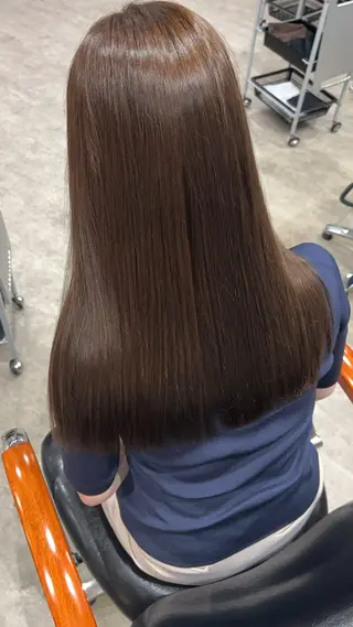 カラー 前田 輝のヘアスタイル