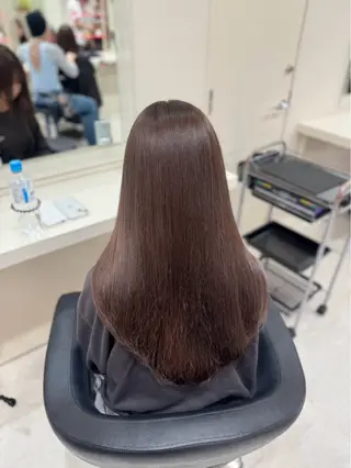 ロング 近藤 芽依のヘアスタイル