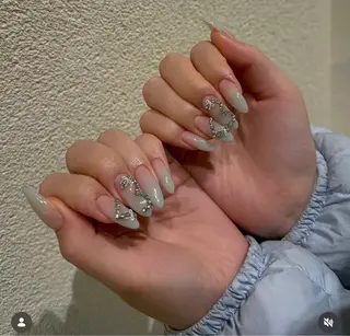 ネイル Tira Nailのネイルデザイン