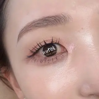 アイブロウ 🤍nuluk / eyelist🤍のマツエク・マツパデザイン