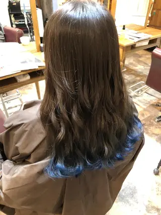 ロング みやもと まなみのヘアスタイル
