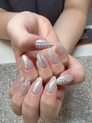 ネイル ガレンドウ 白澤 愛子のネイルデザイン