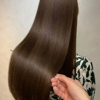 セミロング 清家 /人生を変える 髪質改善ストレートのヘアスタイル