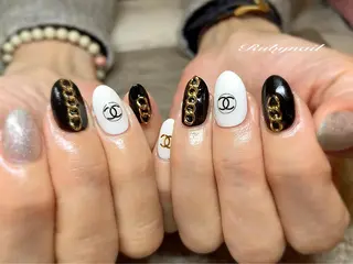 ミディアム プライベートサロン Rubynailのネイルデザイン