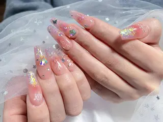 ネイル VIVIAN リサのネイルデザイン
