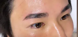 アイブロウ EYES YUNのマツエク・マツパデザイン