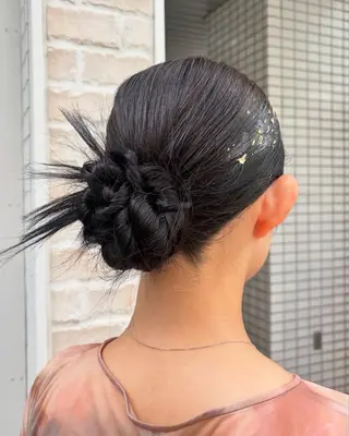 ロング ヘアアレンジ 榎戸 怜真のヘアスタイル