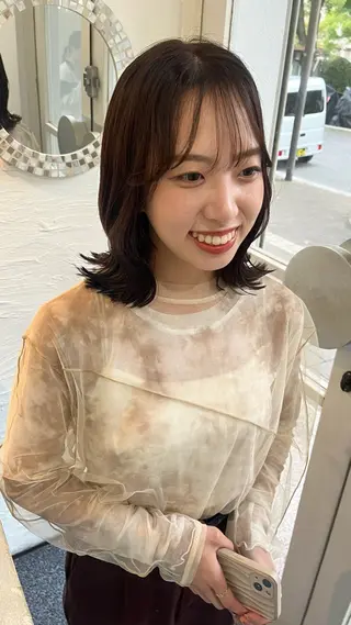 ミディアム 中村 桃子のヘアスタイル