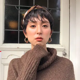 ショート カラー ヘアアレンジ h a k u 大倉 卓人のヘアスタイル