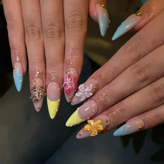 ネイル lillion🌙 anのネイルデザイン