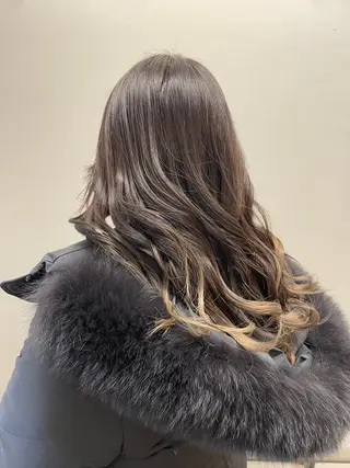 ロング 元自衛官美容師 つや。のヘアスタイル