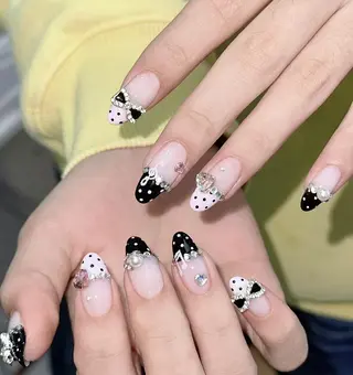 ネイル Molly _nailのネイルデザイン