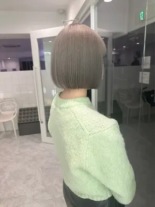 ショート カラー Over hair_ misakiのヘアスタイル