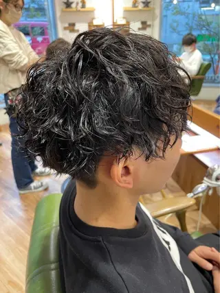 パーマ 透明感ブリーチ ハイトーンウエダのヘアスタイル