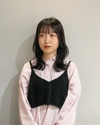 セミロング かわい りほのヘアスタイル