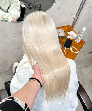 カラー 漆畑 莉奈のヘアスタイル