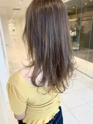 ミディアム カット講師 久保匠のヘアスタイル