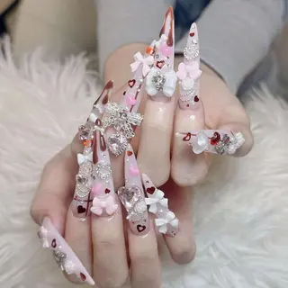 ネイル ANH ゴテゴテネイルのネイルデザイン