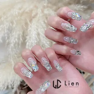 ネイル 山田 真里のネイルデザイン