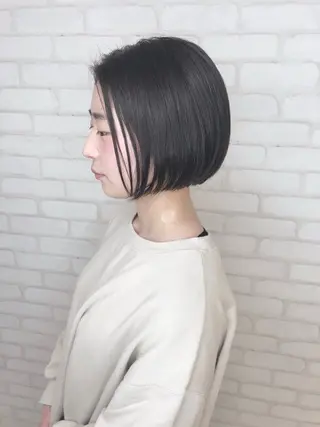 ショート レイヤー/透明感 HIRARIのヘアスタイル