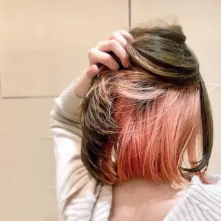 ミディアム カラー ミドウチ アヤカのヘアスタイル