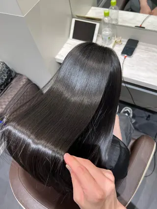 ロング カラー ヘアアレンジ TAKUMI 【美髪特化】のヘアスタイル