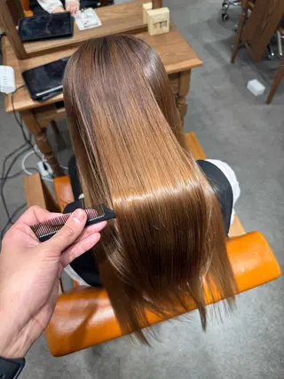 ロング 髪質改善縮毛✨ 泉谷彪芽のヘアスタイル