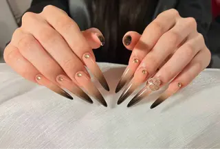 ネイル Luna Gladeのネイルデザイン