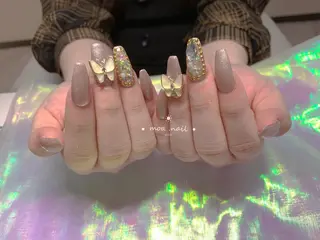 ネイル MoaNail🫶 Yoshiのネイルデザイン