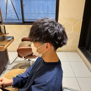 ショート カラー パーマ ヘアアレンジ メンズ 新宿のパーマ職人/ メンズパーマ/石見のヘアスタイル
