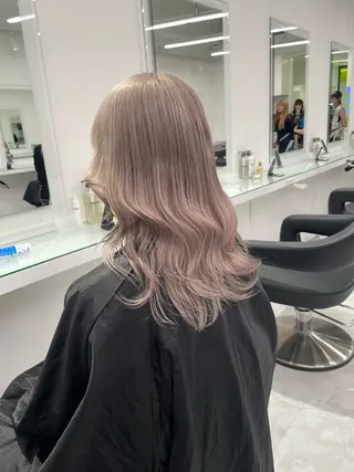 ロング カラー ヘアアレンジ ハイトーン艶カラー 🤍ゆうひのヘアスタイル