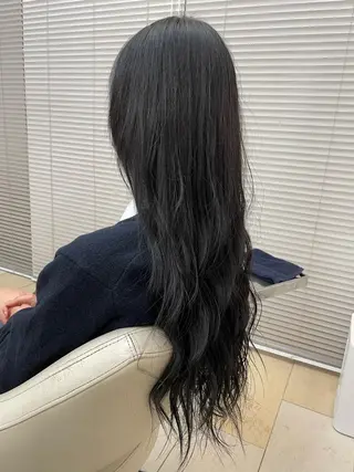 ロング カラー 兼元 優也のヘアスタイル
