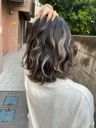 ミディアム カラー 髪質改善、エクステ 山口卓哉のヘアスタイル