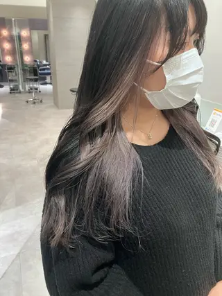 ロング カラー サキ🤍ハイトーン 🩰くびれ巻きヘアのヘアスタイル