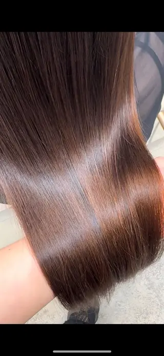 ロング 透明感カラー／ パーマ／まりなのヘアスタイル