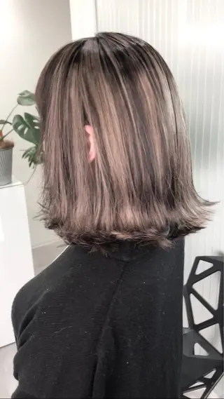 ショート カラー LOOP hairのヘアスタイル