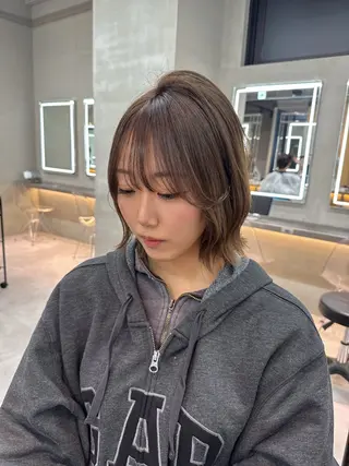 ミディアム カラー ヘアアレンジ ARIA💎縮毛矯正 ブリーチ💎複雑履歴のヘアスタイル