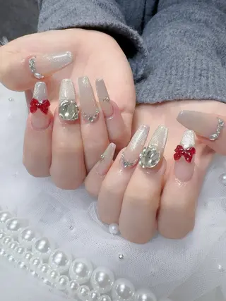 ネイル TOMO. Libのネイルデザイン