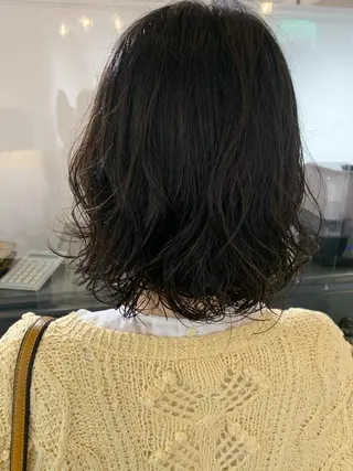 ミディアム パーマ 安村 美奈のヘアスタイル