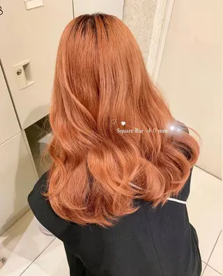ロング ブリーチなしカラー/ 暖色カラー/艶カラーのヘアスタイル