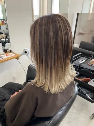 セミロング カラー SHANKS HAIRのヘアスタイル