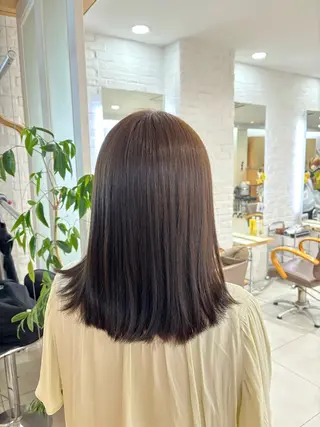 ミディアム カラー 小室 光瑠のヘアスタイル