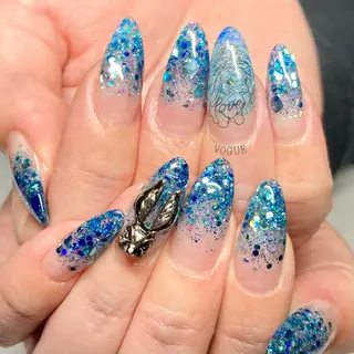 ネイル VOGUE ×SWANのネイルデザイン