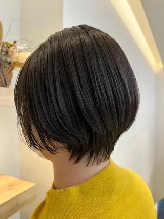 ショート コテ巻き風パーマ🫧 麻尋のヘアスタイル
