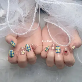 ネイル Hin Nailsのネイルデザイン