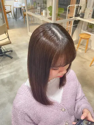 ミディアム チグサ ミウのヘアスタイル