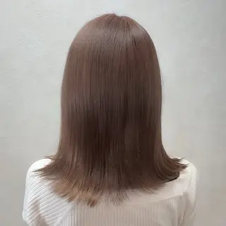 ロング カラー 井上 彩加のヘアスタイル