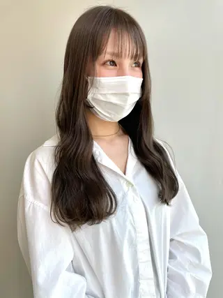 ロング カラー 山口 莉奈のヘアスタイル